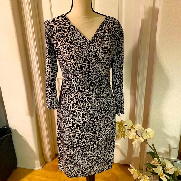 Chaps Dresses & Skirts - Black and White Chaps Geo Faux Wrap Dress Large